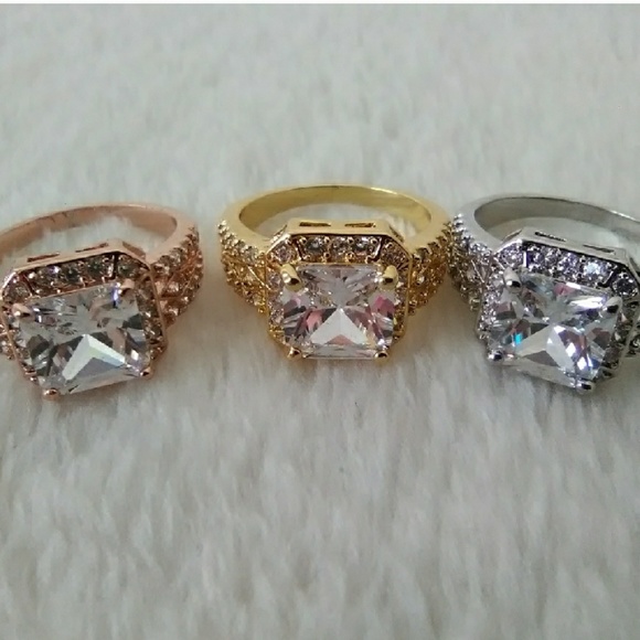 Sherri Souza Jewelry - Sale! Size 6 rose gold or yellow gold sim diamond